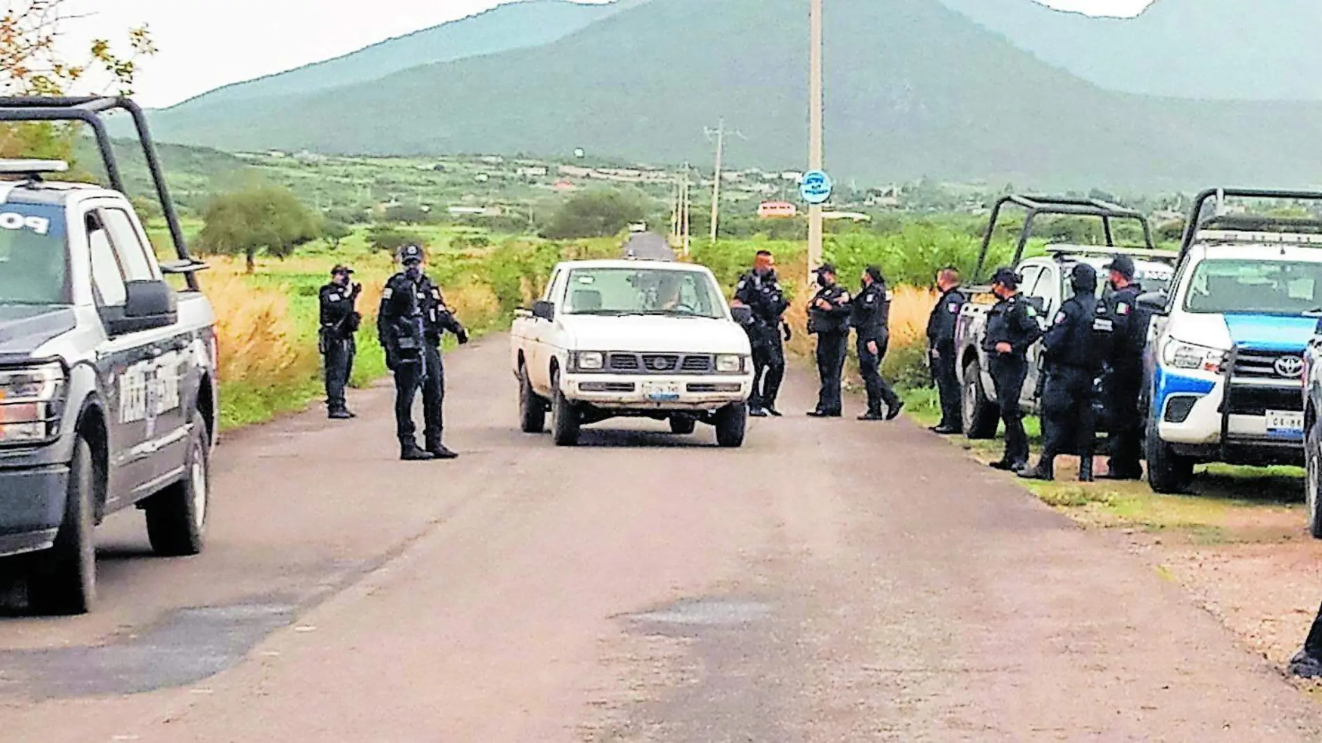 POLICIAS MONTARON UN OPERATIVO DE_CMYK